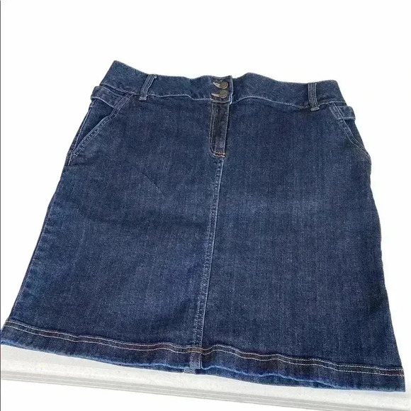 Land’s End Blue Jean Skirt Size 10P - Picture 1 of 4